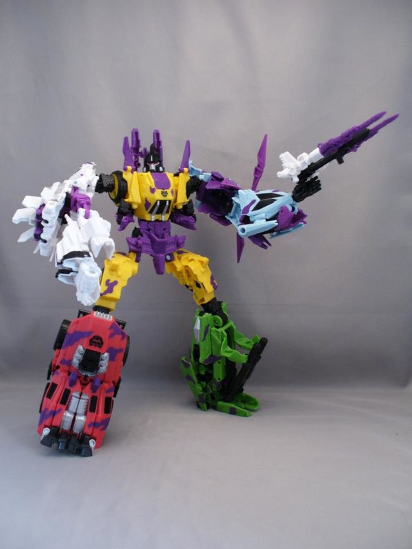 Transformers  Exclusive G2 Bruticus Image  (119 of 119)